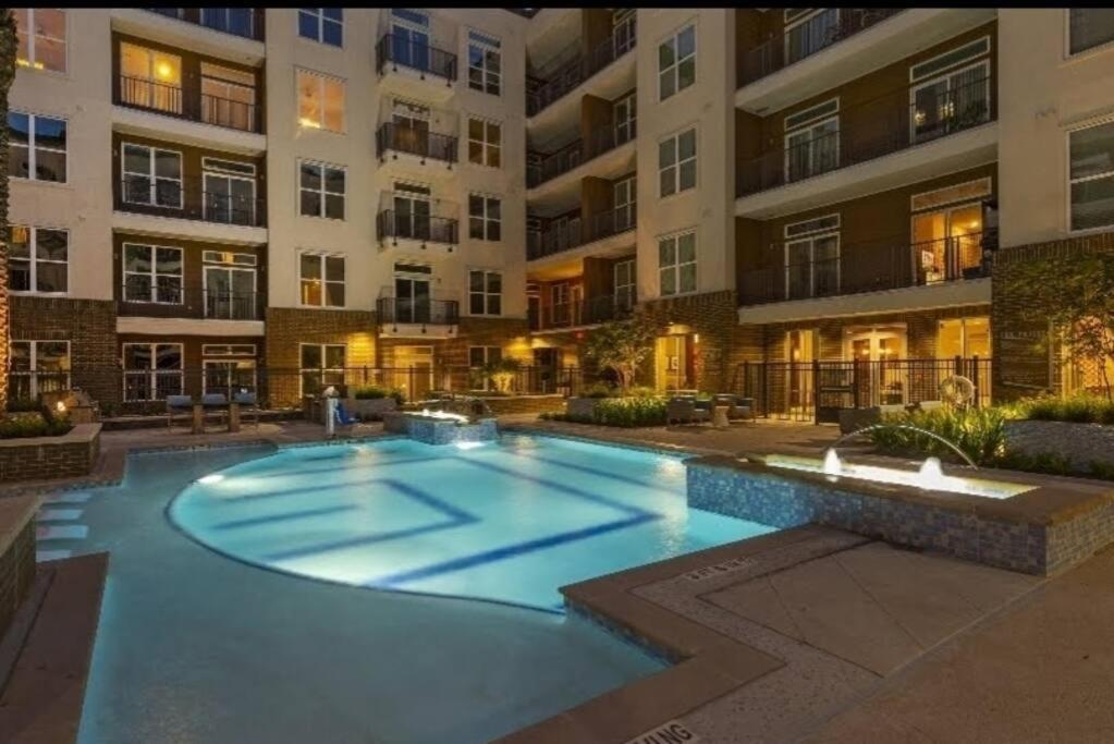 Best 5* Luxury Living Downtown Kingbed Suite Houston Buitenkant foto