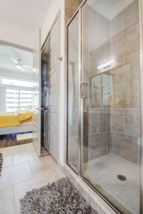 Best 5* Luxury Living Downtown Kingbed Suite Houston Buitenkant foto